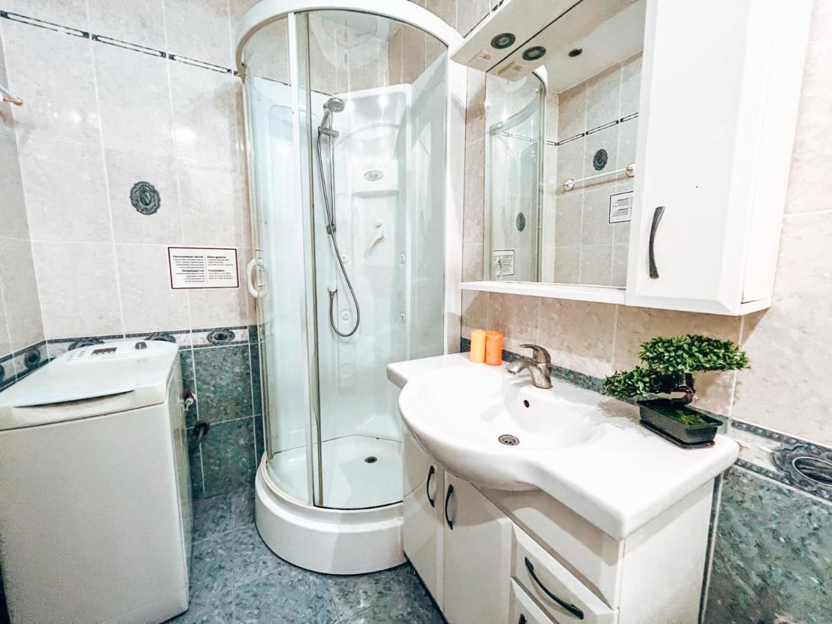 Квартира В Центре Крещатика Kiev Dış mekan fotoğraf