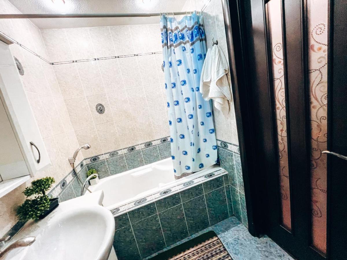 Квартира В Центре Крещатика Kiev Dış mekan fotoğraf